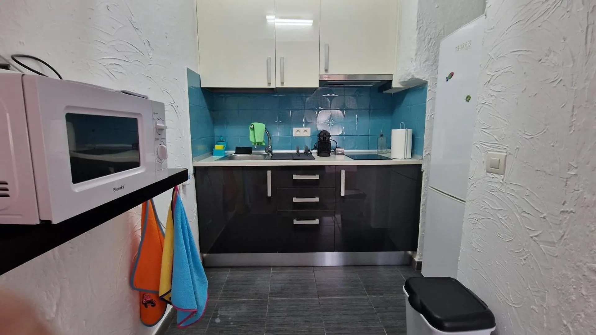 公寓 Apartamentos Miraverde 阿德耶